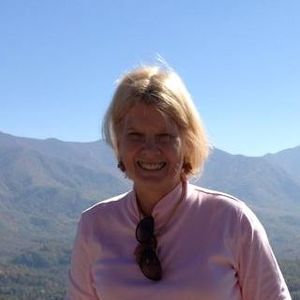 Meet your Posher, Sandy